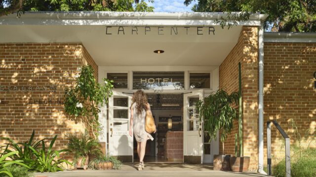 Carpenter Hotel – Entrance
